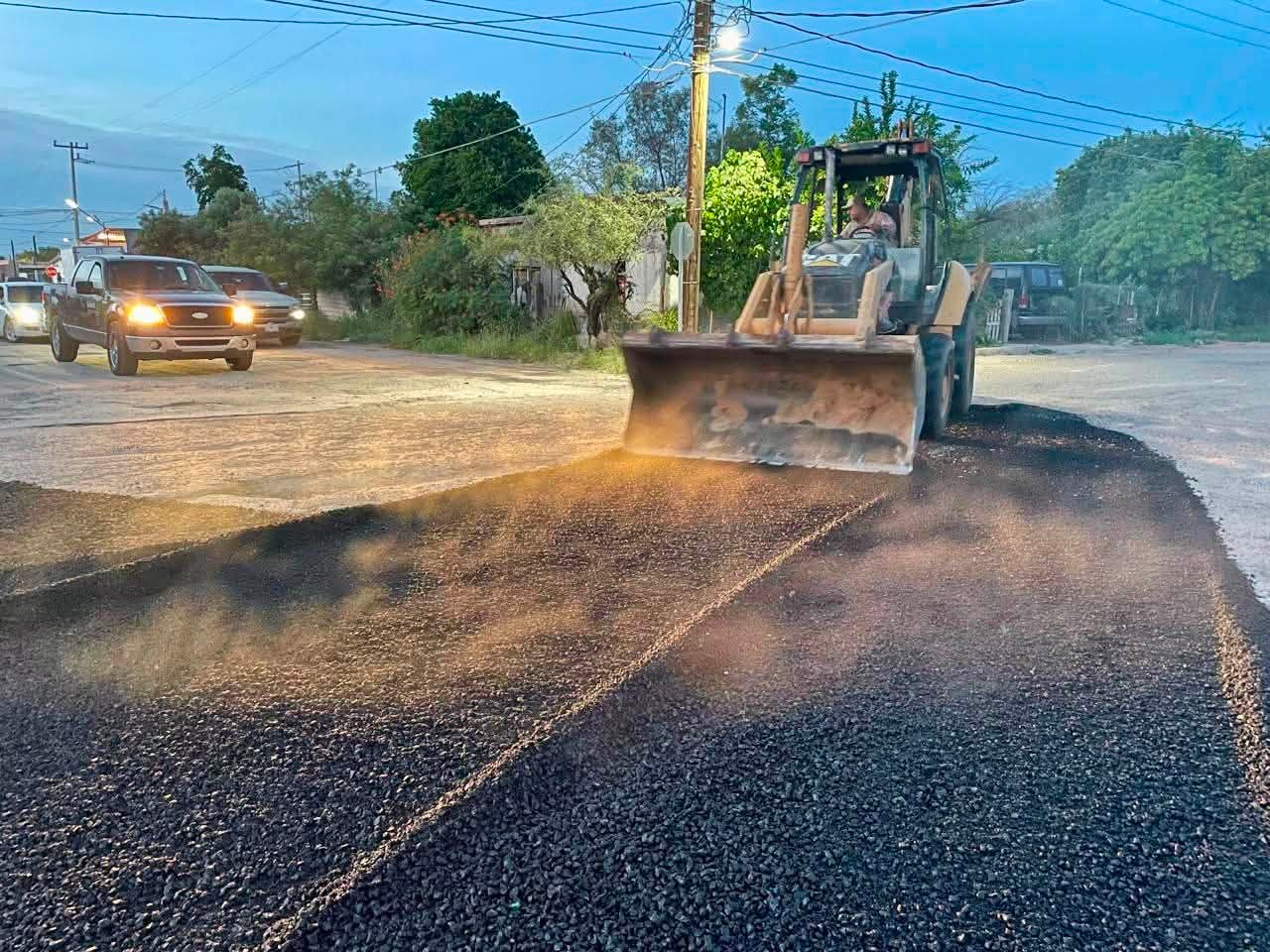 CONTINUAMOS MEJORANDO LAS VIALIDADES DE NUESTRO MUNICIPIO