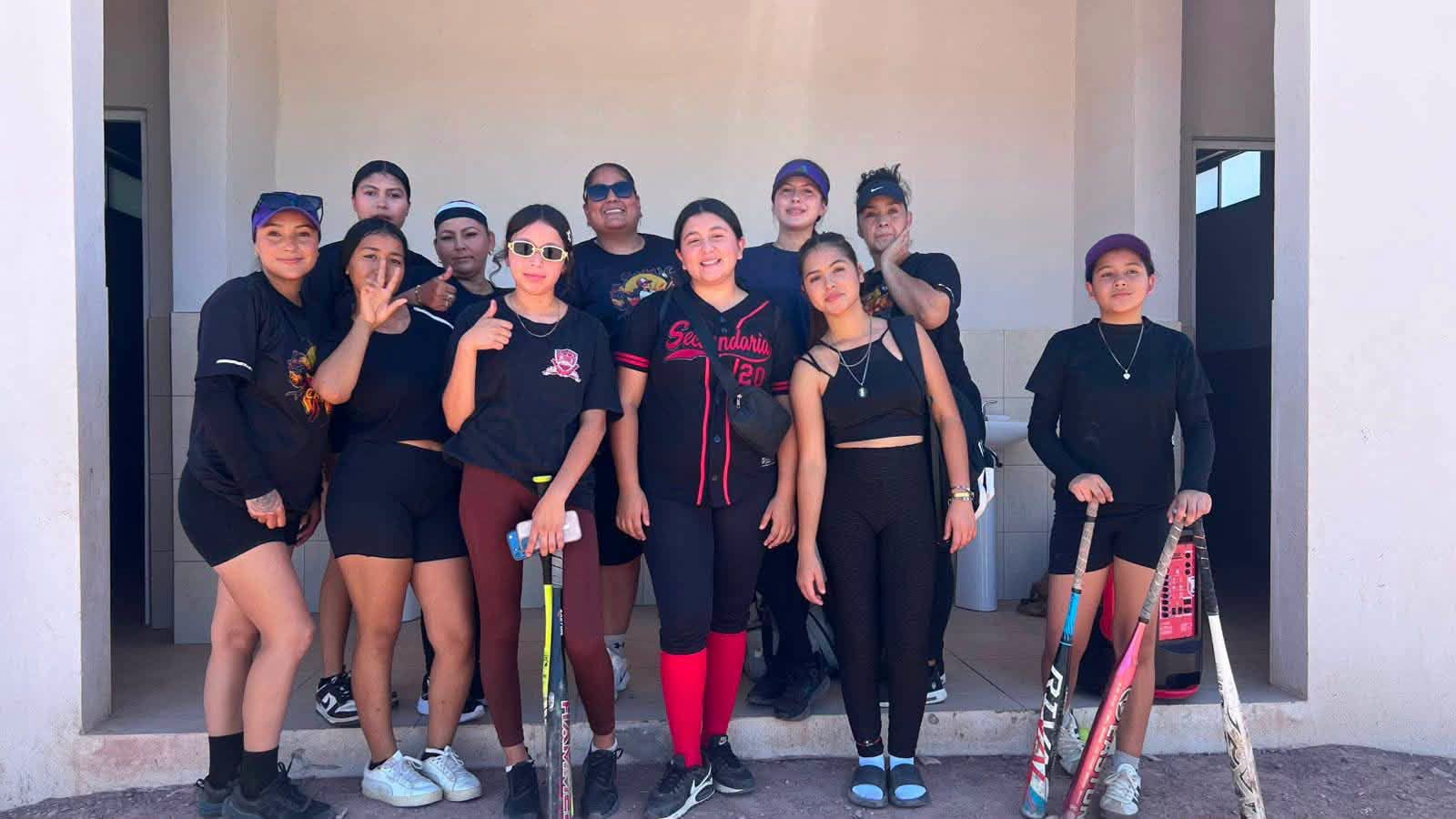¡CARBÓ PRESENTE EN TORNEO DE SLOW PITCH FEMENIL!