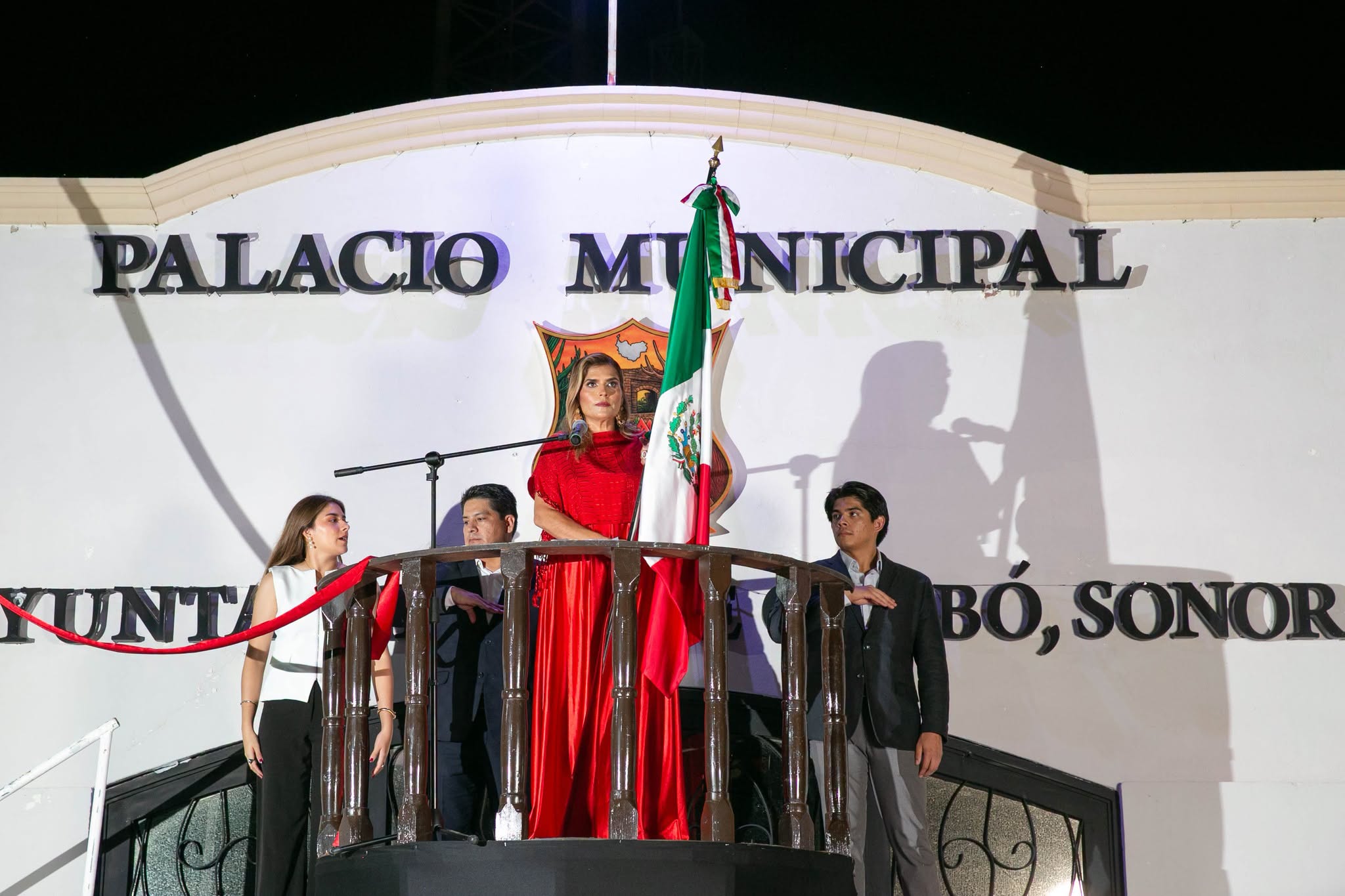 CARBÓ CELEBRA SU SEGUNDO INFORME DE GOBIERNO JUNTO A SU GENTE